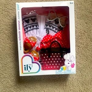 Disney ILY 4ever 18" Minnie Inspired Fashion Pack